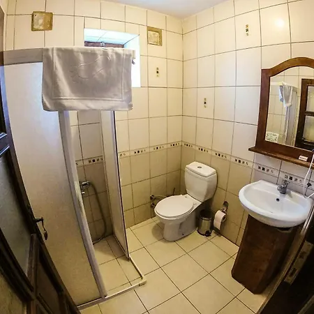 Zeushan Kucuk Hotel